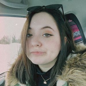 Meet your Posher, Hannah